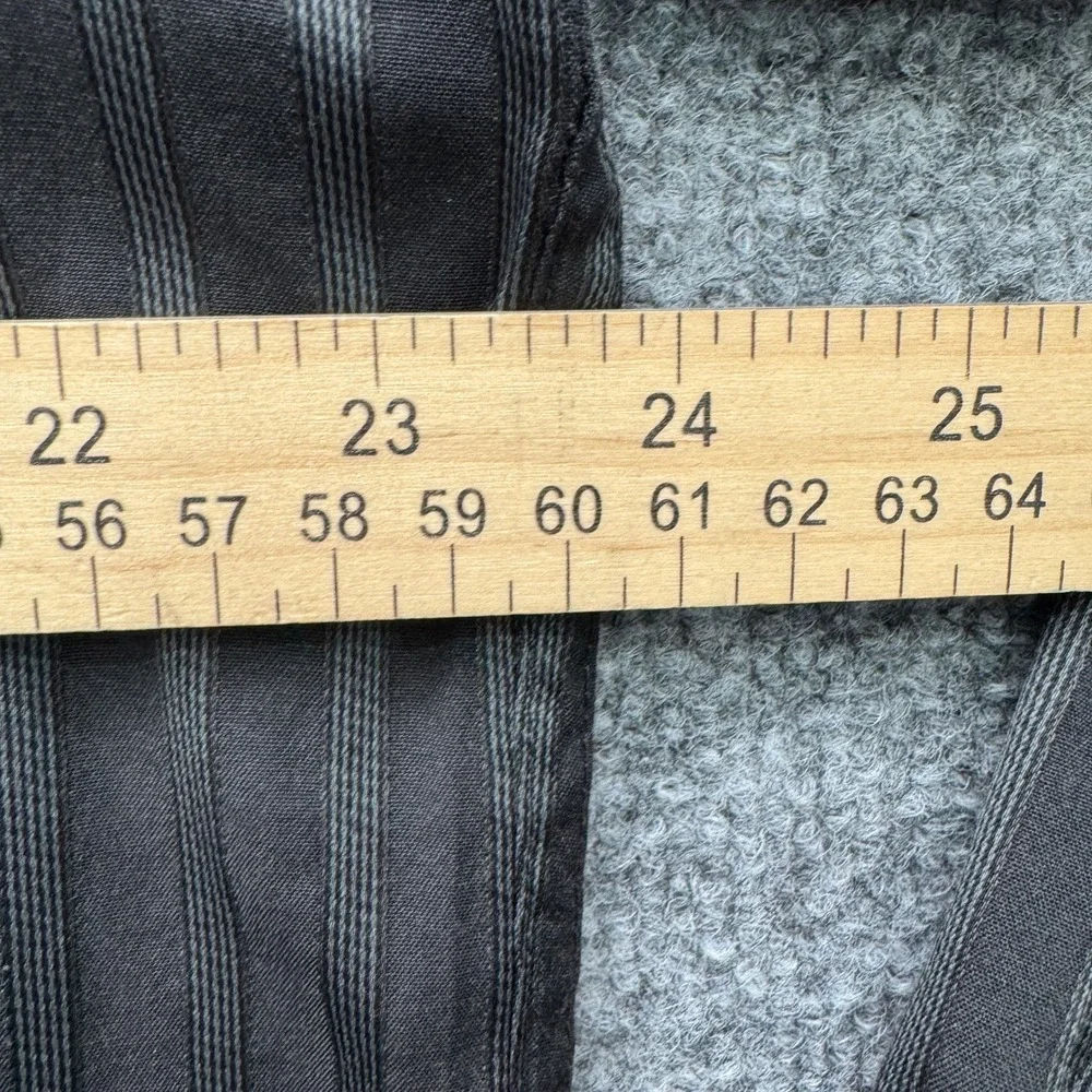 Volcom Slightly Removed Button Shirt Mens XL Black Gray Long Sleeve Casual‎